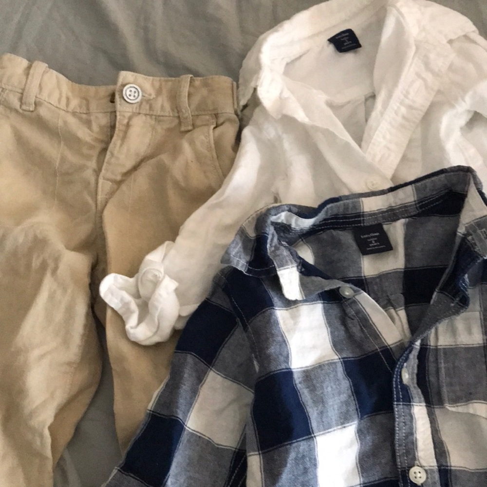 Gap 2T clothing for spring and summer
